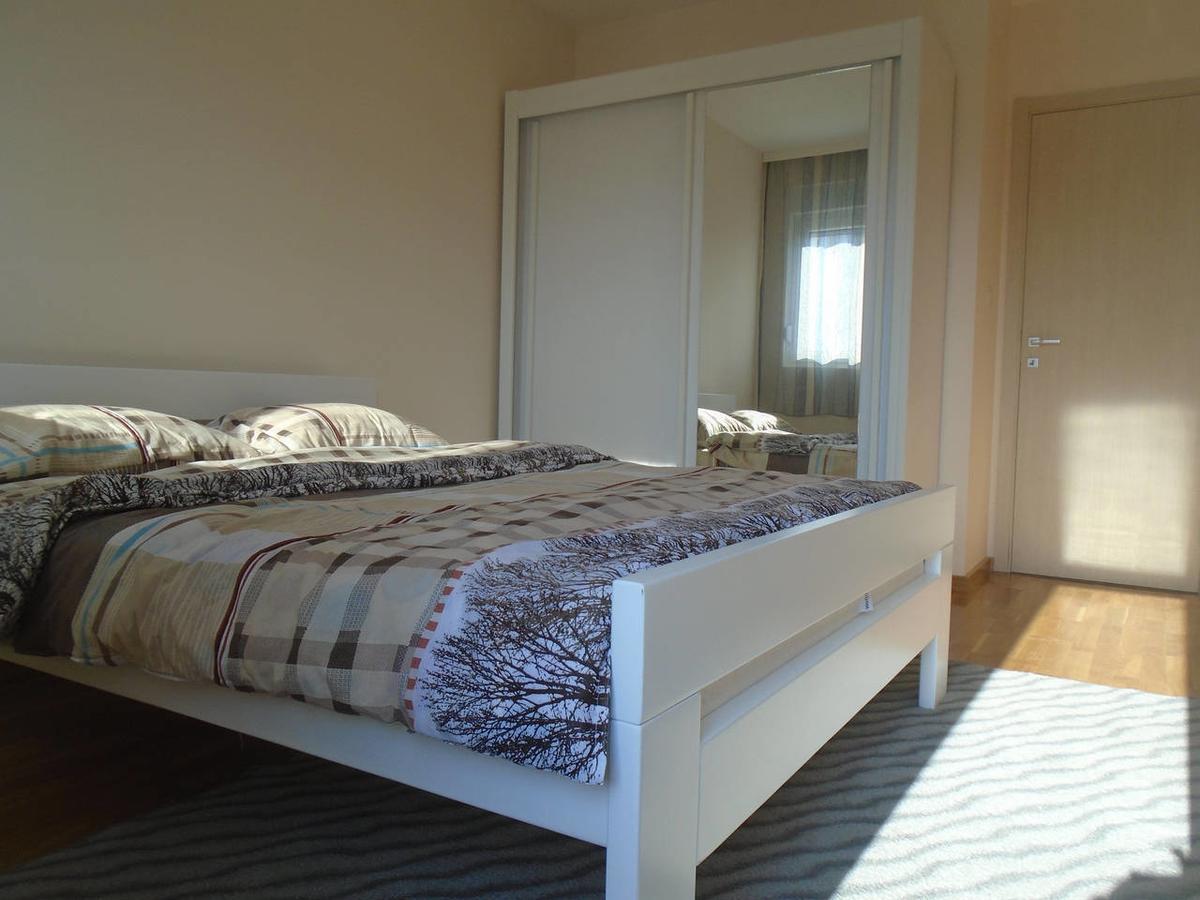Fantastic Brand New Apartment Ποντγορίτσα Εξωτερικό φωτογραφία